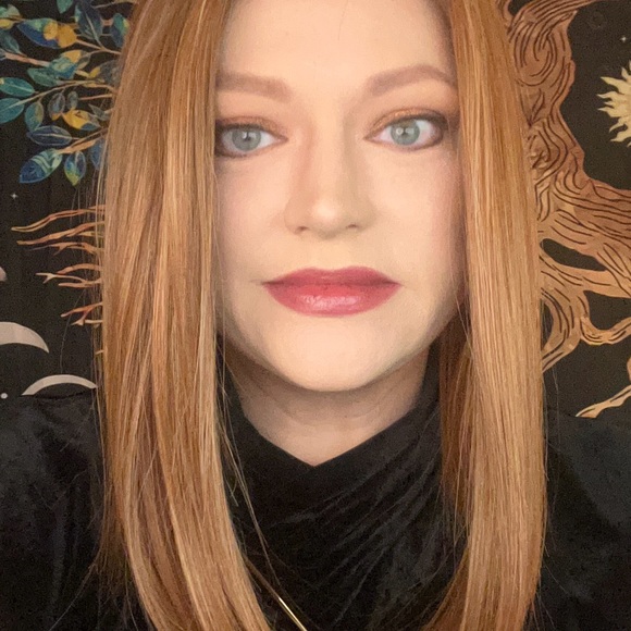 Meet your Posher, Jennifer - Picture 5 of 12